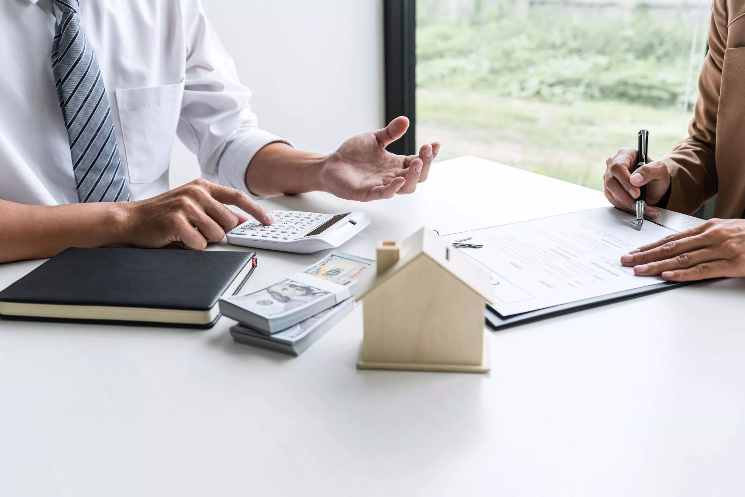 Umfassende Analysen und Besichtigungen Ihre Immobilie vor Ort
